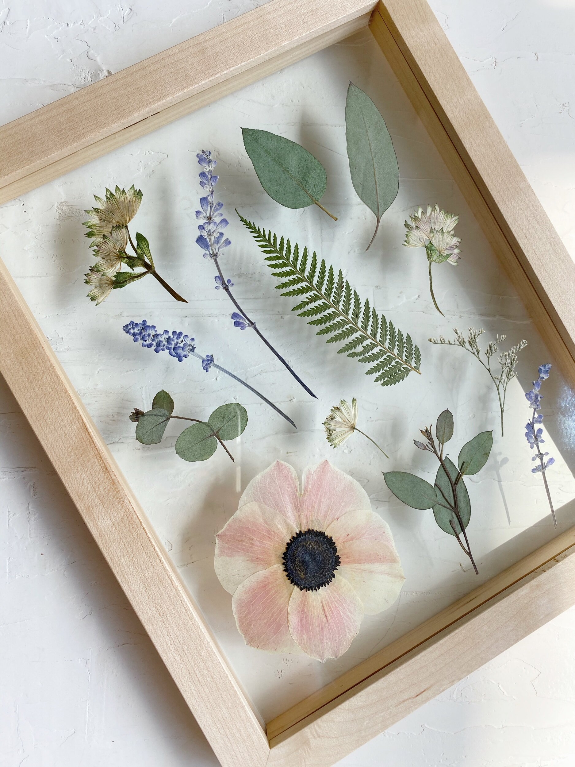 Frame 05. // Framed Florals Shop