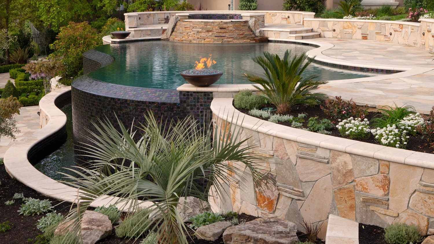Alamo Residence