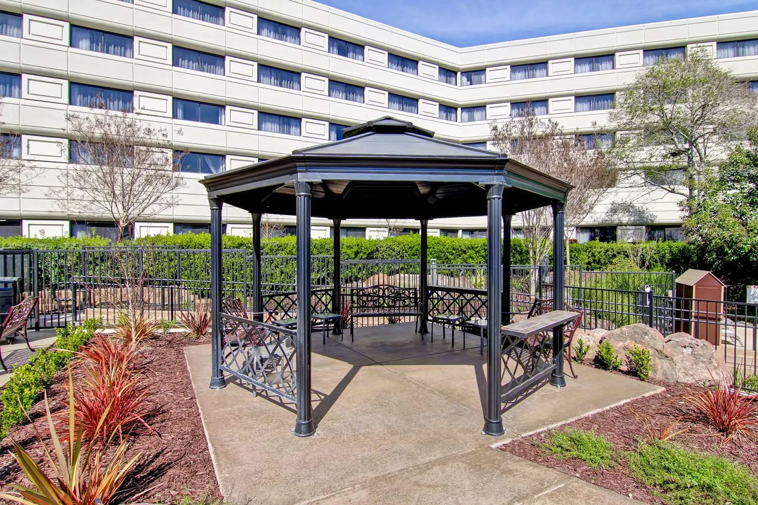 Doubletree by Hilton-Pleasanton-Gazebo.jpg