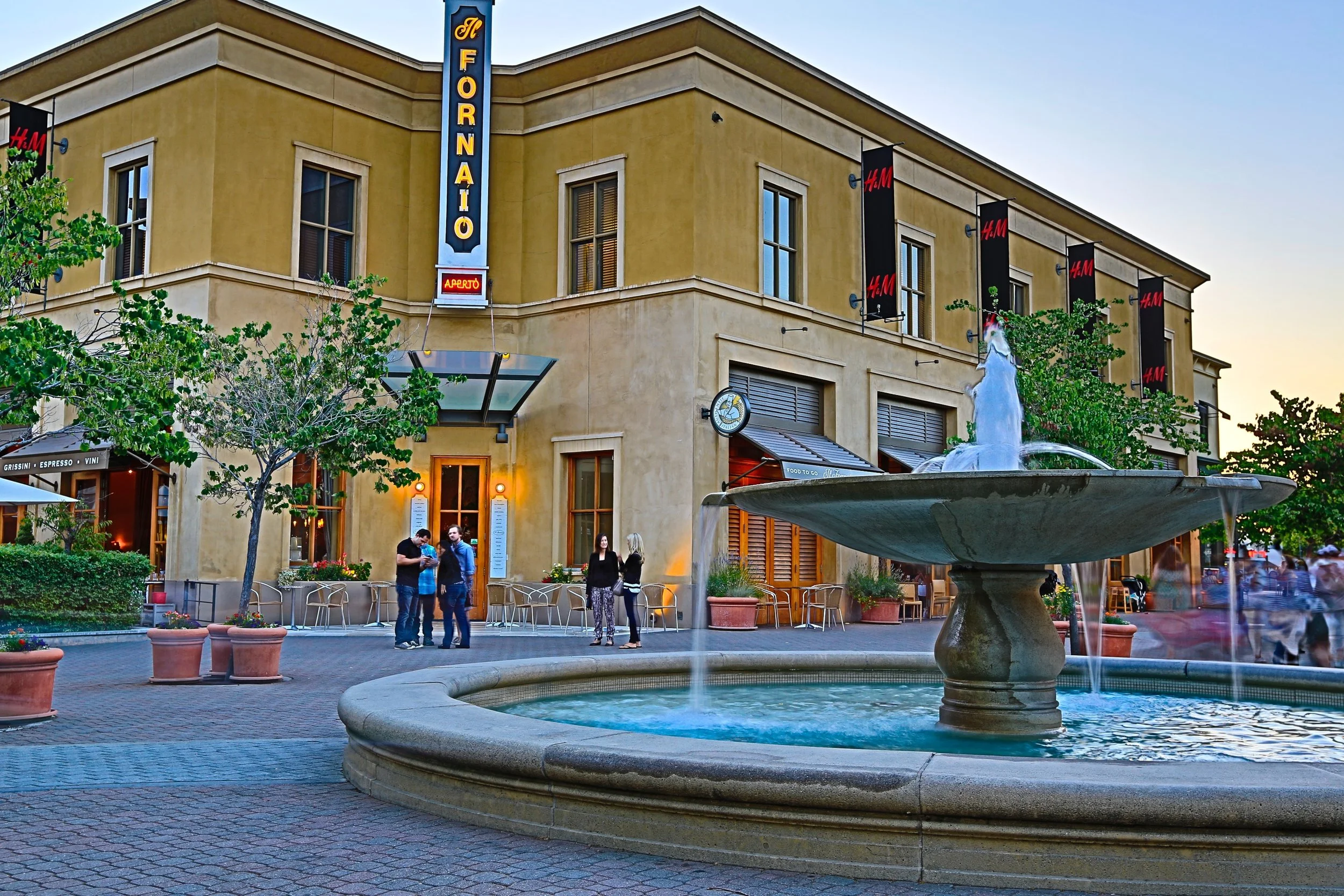 Liberty Bell Plaza - Walnut Creek