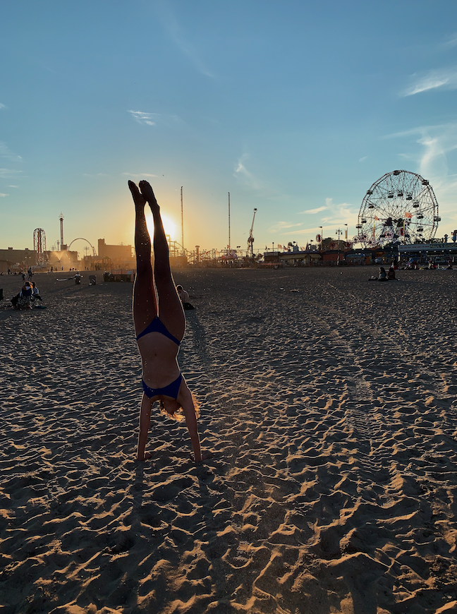 A spontaneous day trip to Coney Island with a couple of my group of friends. We struggled through what felt like a 10 hour subway ride but as soon as our feet touched the boiling hot sand it was so worth the journey. We sunbathed, swam, practised our handstands and finished the day off with a crazy rollercoaster ride and a quintessential dinner at the all American diner Applebees. Exhausted and elated we snoozed on the subway back to Astoria. All in all a brilliant day had. Olivia Novaes / SWT / New York, NY