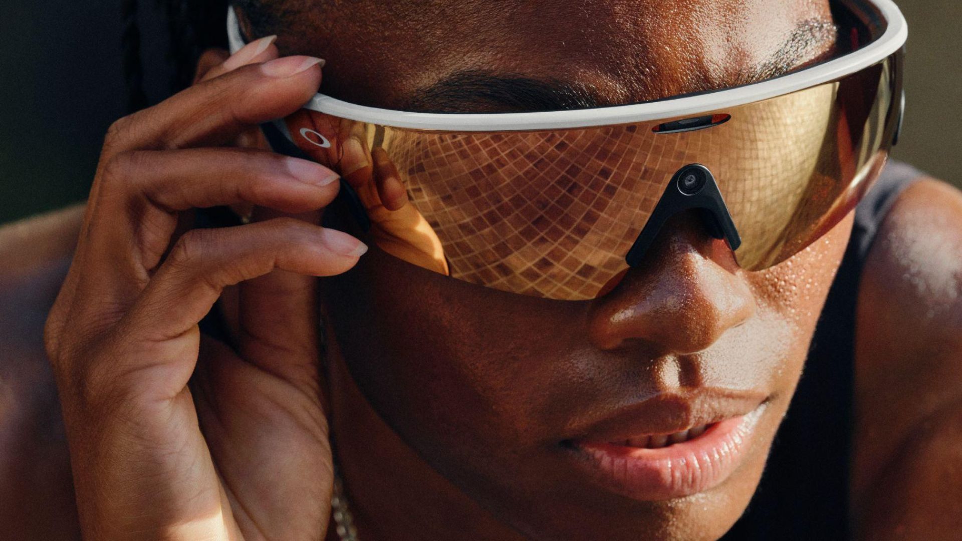 oakleymetavanguards-femalepress.png