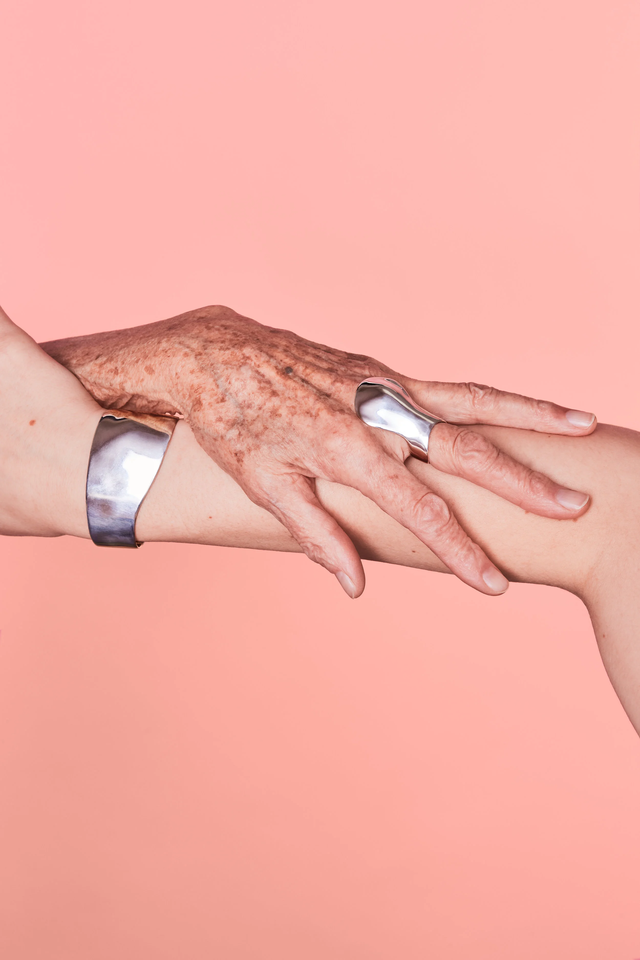  Marija Puipaitė - Embracing Touch Jewellery, Image courtesy of Form&Seek.