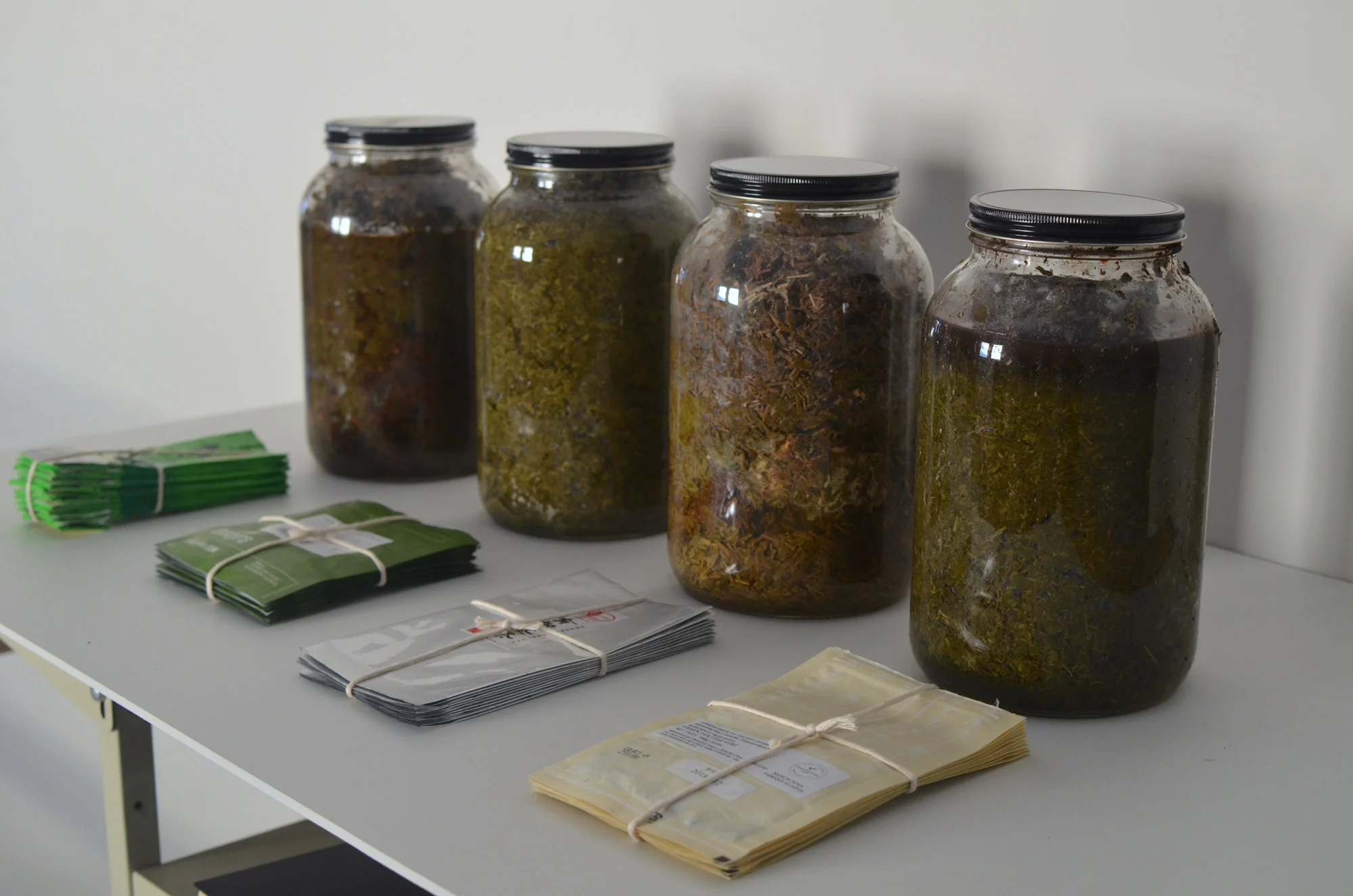 BRINGING-JAPAN-TO-ME---ONE-KILOGRAM-OF-TEA-IN-ONE-GALLON-SPECIMEN-JARS-WITH-TEA-SACHET-BUNDLES.jpg