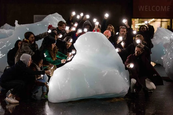 Ice Watch , 2014. Olafur Eliasson and Minik Rosing, outside Tate Modern, 2018. © 2019 Olafur Eliasson and Minik Rosing