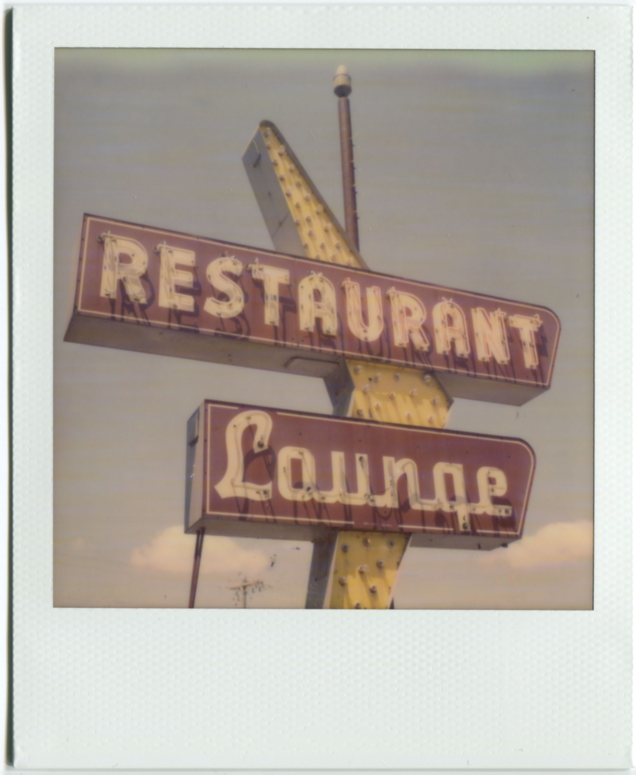 Mississippi Louisiana border / SX-70