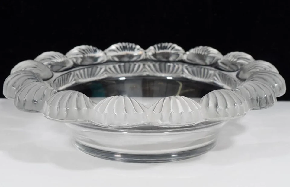 LaliqueGlassShellBowl3.jpg