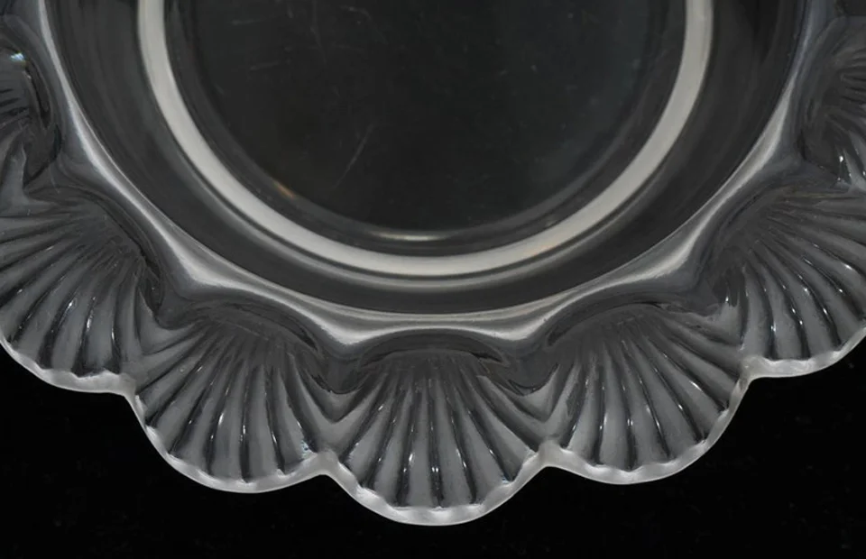LaliqueGlassShellBowl5.jpg