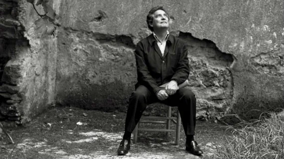 About Octavio Paz Mexican poet Octavio Paz (1914-1998), thanks to his grandfather's extensive library, came into early contact with literature. Paz is a poet and an essayist. His poetic oeuvre is nourished by the belief that poetry constitutes "the secret religion of the modern age." Eliot Weinberger wrote that, for Paz, "The revolution of the word is the revolution of the world, and that both cannot exist without the revolution of the body: life as art, a return to the mythic lost unity of thought and body, man and nature, I and the other." His is a poetry written within the perpetual motion and transparencies of the eternal present tense. Paz's poetry has been collected in Poemas 1935-1975 (1981) and Collected Poems, 1957-1987 (1987). A remarkable prose stylist, Paz published a prolific body of essays, including several book-length studies, in poetics, literary, and art criticism, as well as on Mexican history, politics, and culture.