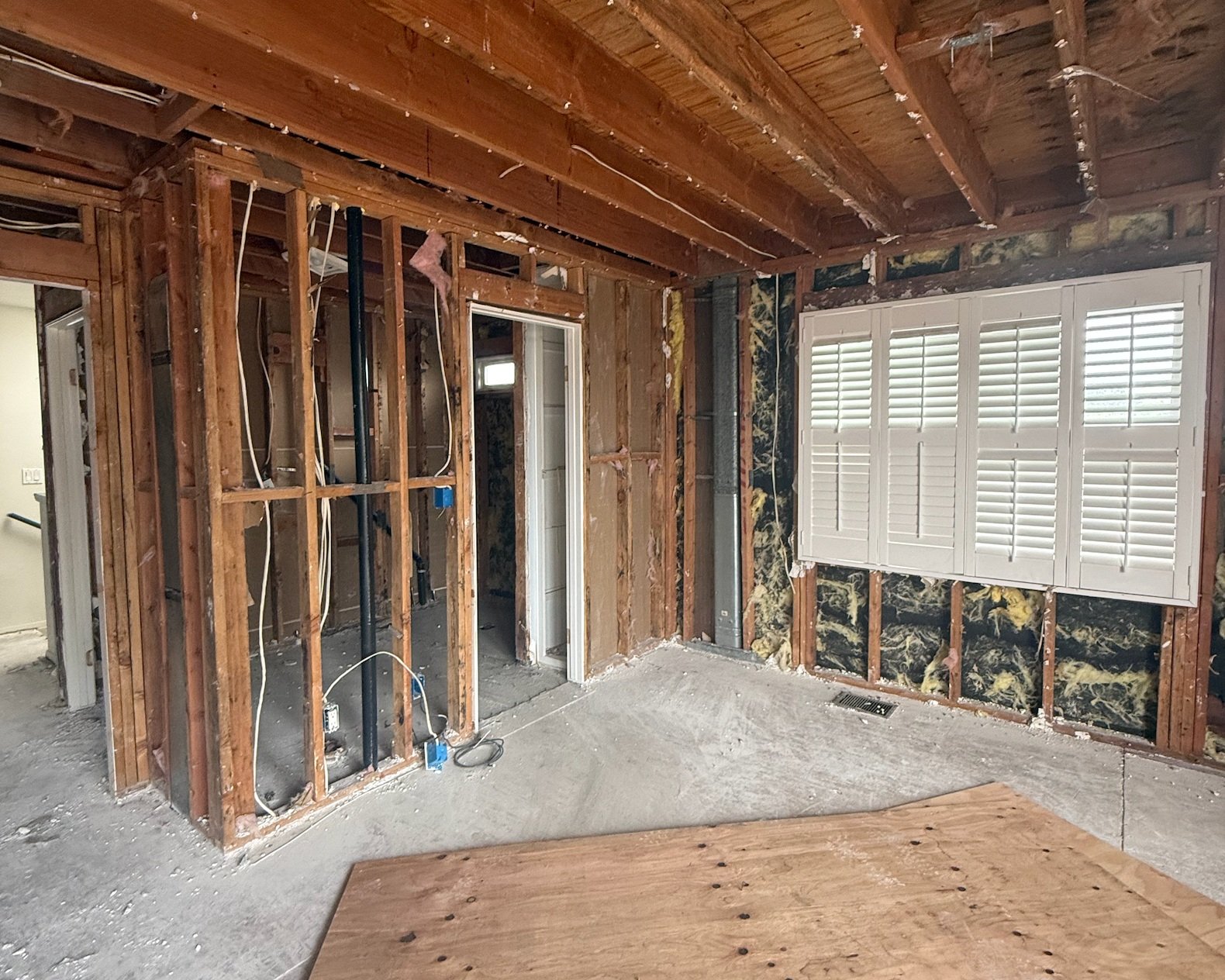 Construction process of a Home remodel in Mission Hills by Honeycomb Design and Build in San Diego