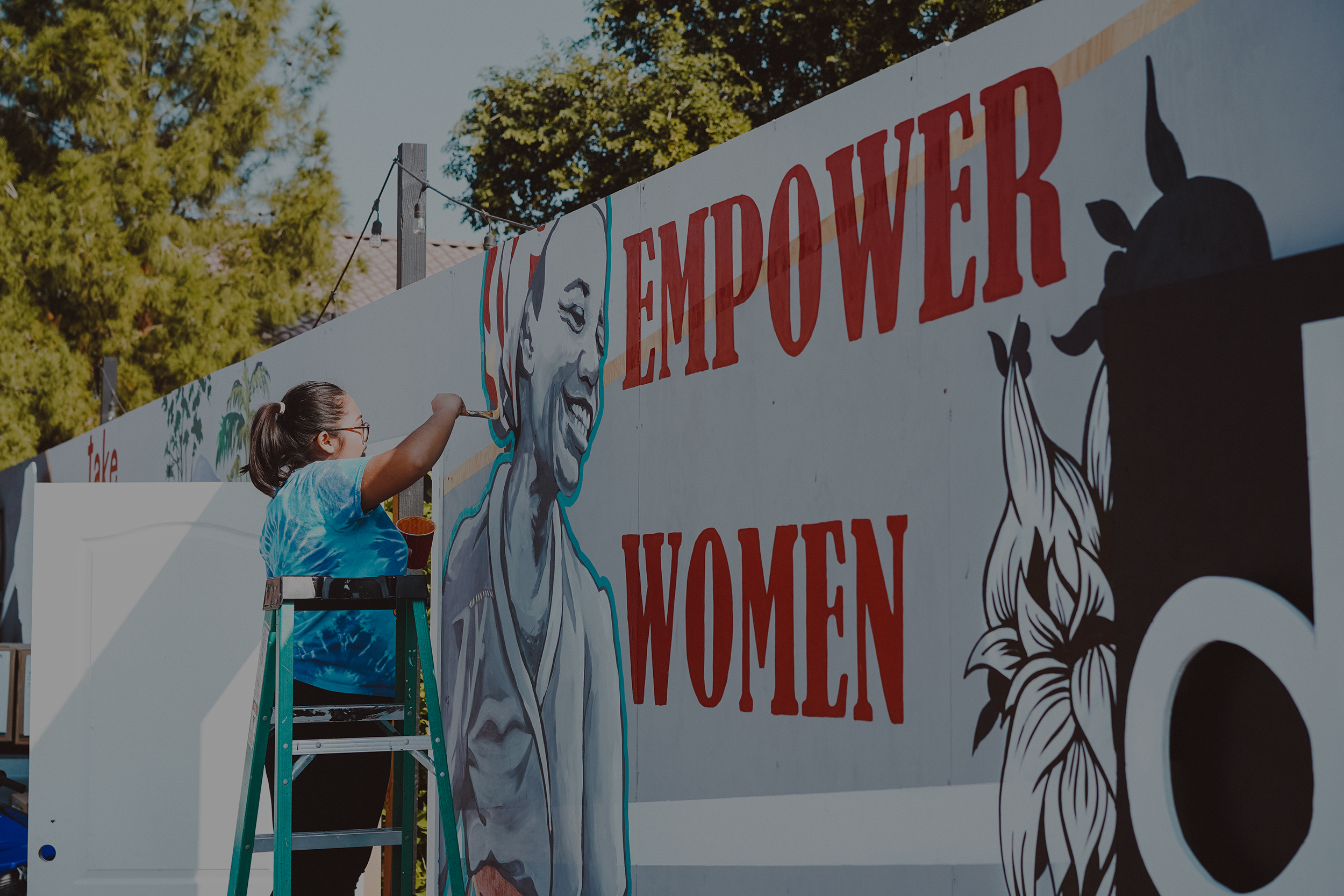 DSC03643-stw-mural-bg.png