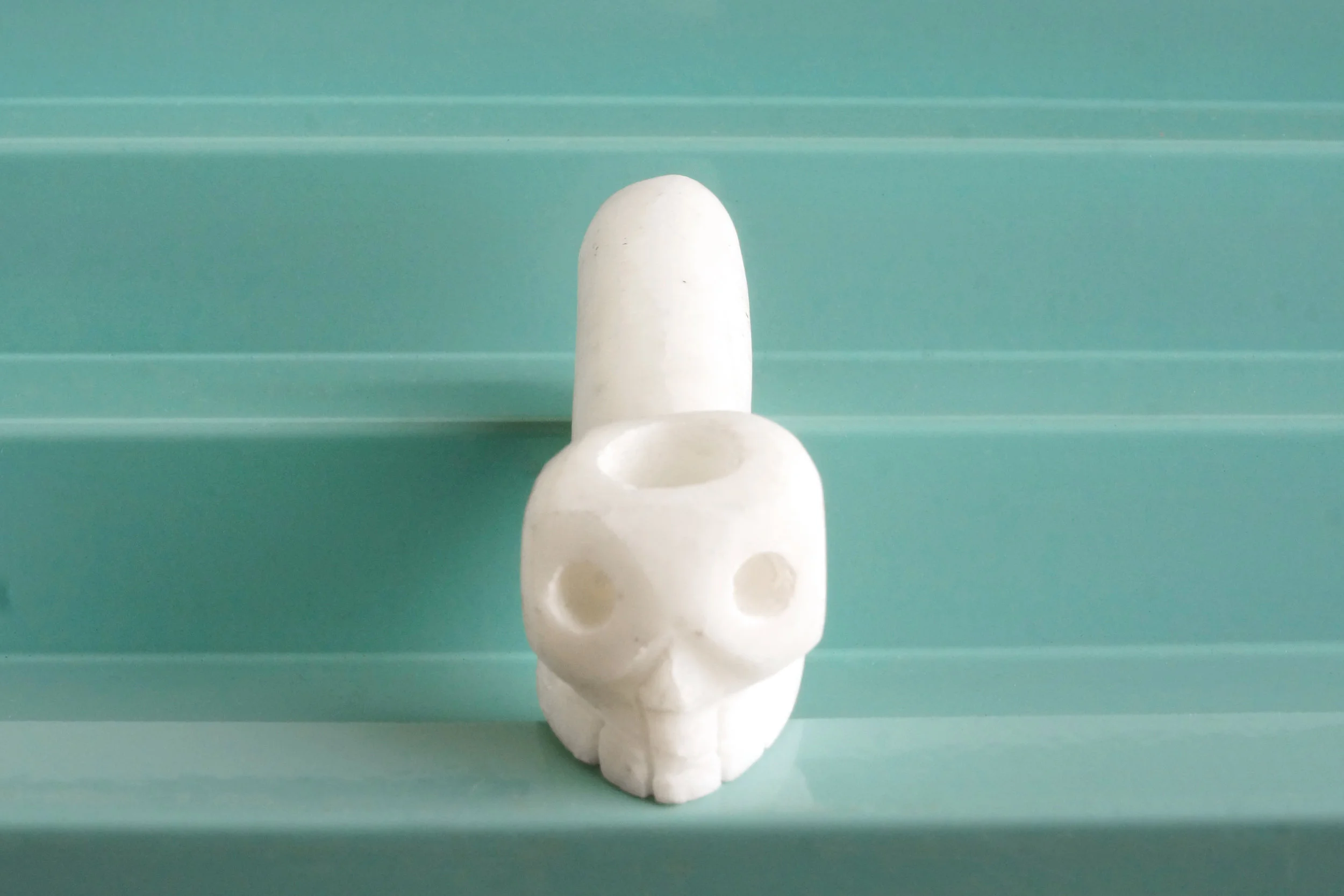 white skull_4.jpg