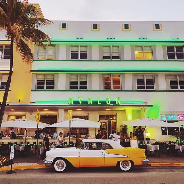 Drive by #car #cars #hotel #backtothefuture #artdeco #miami #yellow #green #florida #usa #travel #color #palms #avalon #hollandamericaline #bright #lifeontheroad #lights #oceandrive