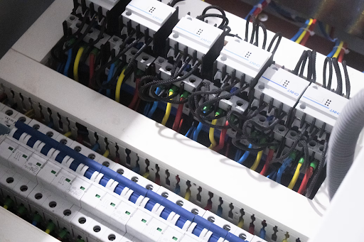 Outdated Switchboard | ProductiveandFree