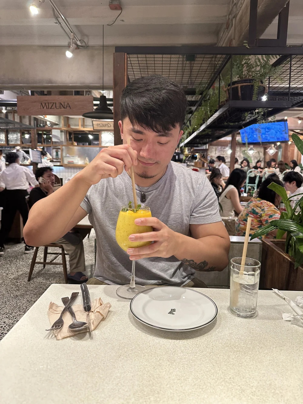 Delicious mango smoothie @ OhKahJhu