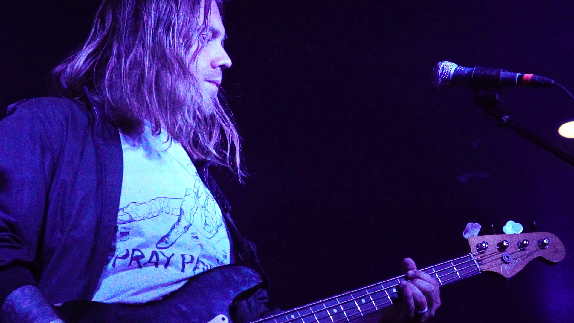 HOLY WAVE_120138.jpg