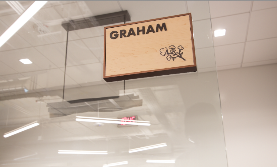 Conference room sign on a floor with the theme "cotton."