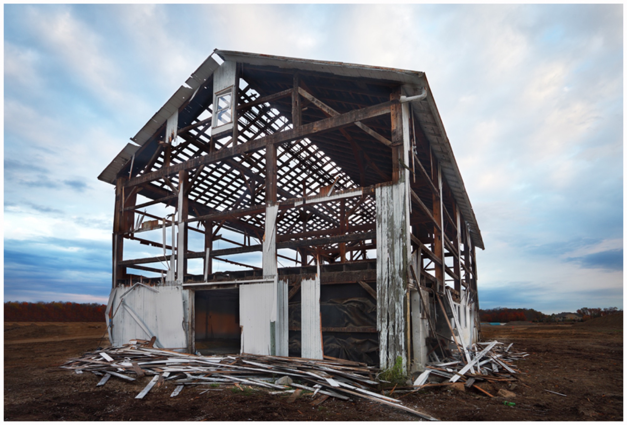 Columbus Zoo Barn Front View Low.jpg