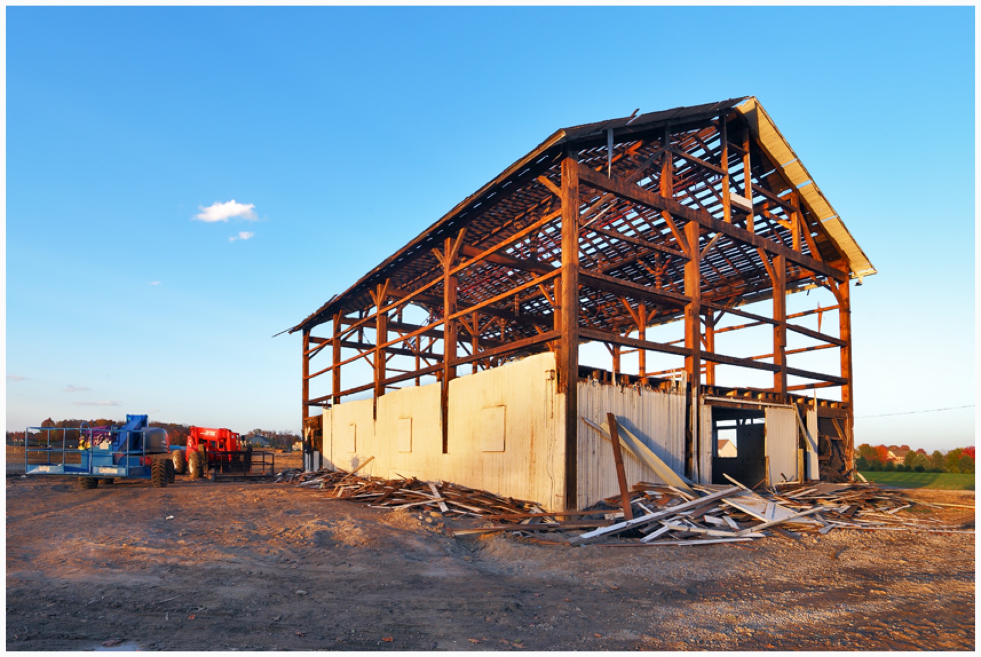 Columbus Zoo Historical Barn Clean Low.jpg