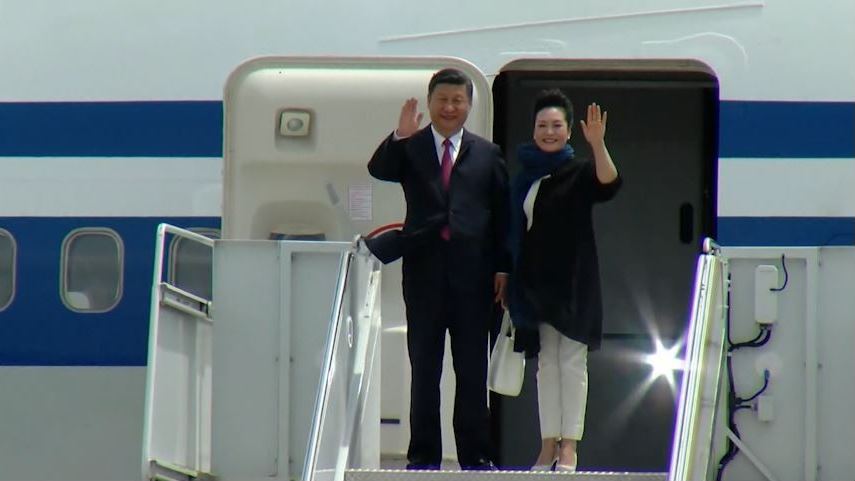 Jinping and first lady.JPG