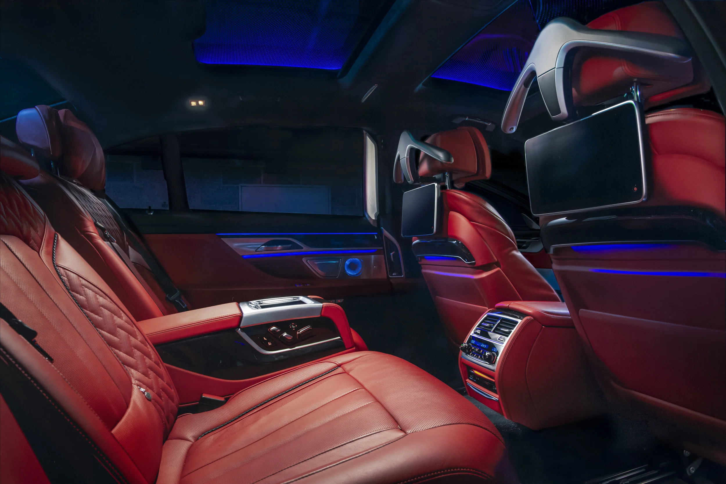 FORTM7_backseat2.jpg