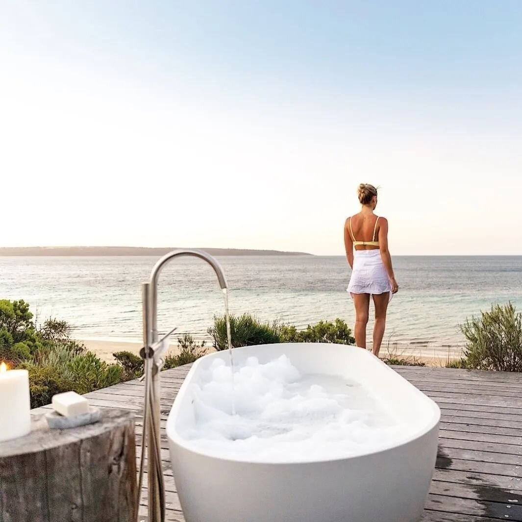 The most exclusive residence on Browns Beach. One, Kangaroo Island is surrounded by wildlife and beautiful nature vista's. Your personal hosts Hugh and Coreena will take the thinking out of your days. 

Begin your island escape: 
info@exclusivetravel