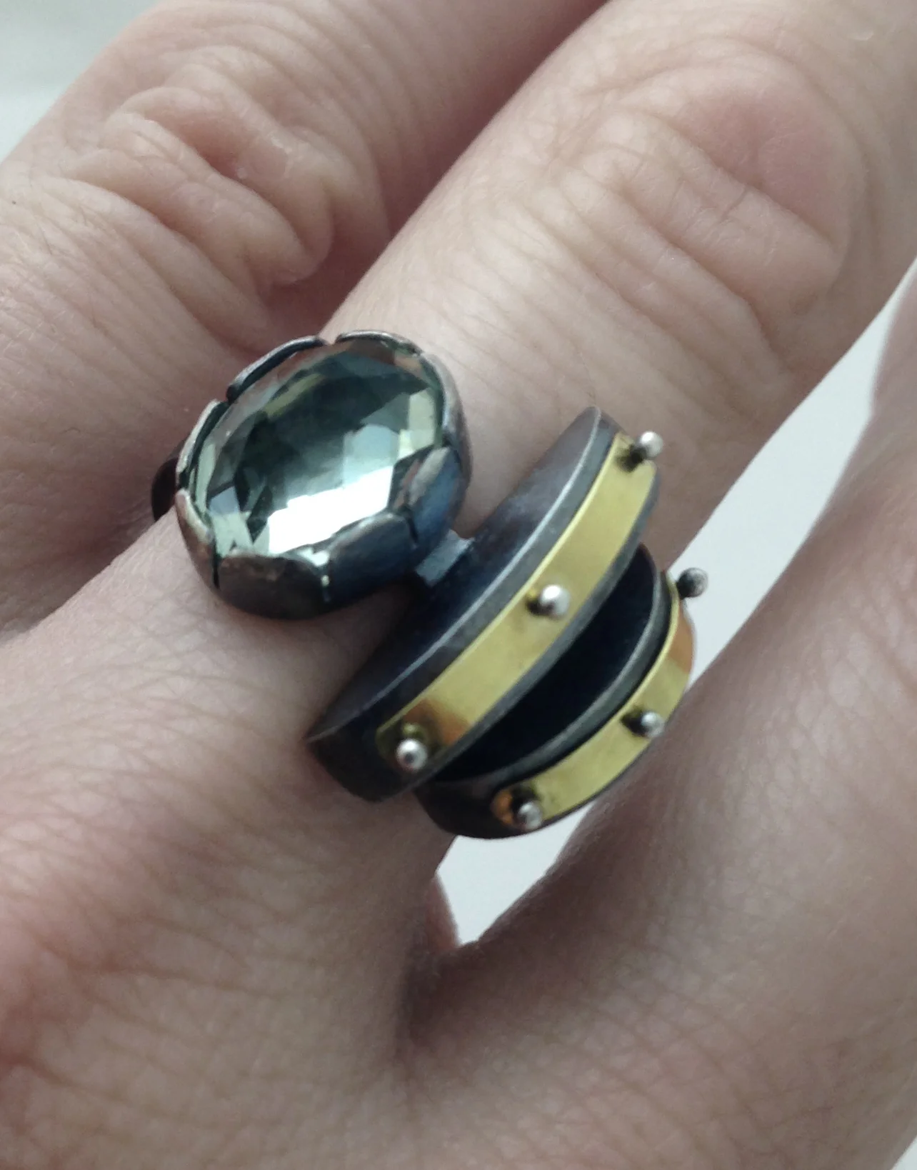 finger units green amethyst hand.jpg
