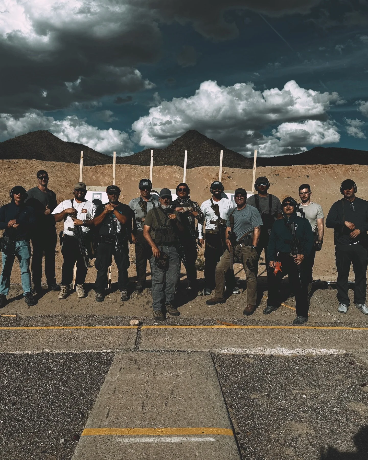 More good rifle classes in Casa Grande, AZ this past weekend. 

Thanks for everyone coming out, and really enjoy coming to this range.

Now, get out and train. 

#baer #getoutandtrain