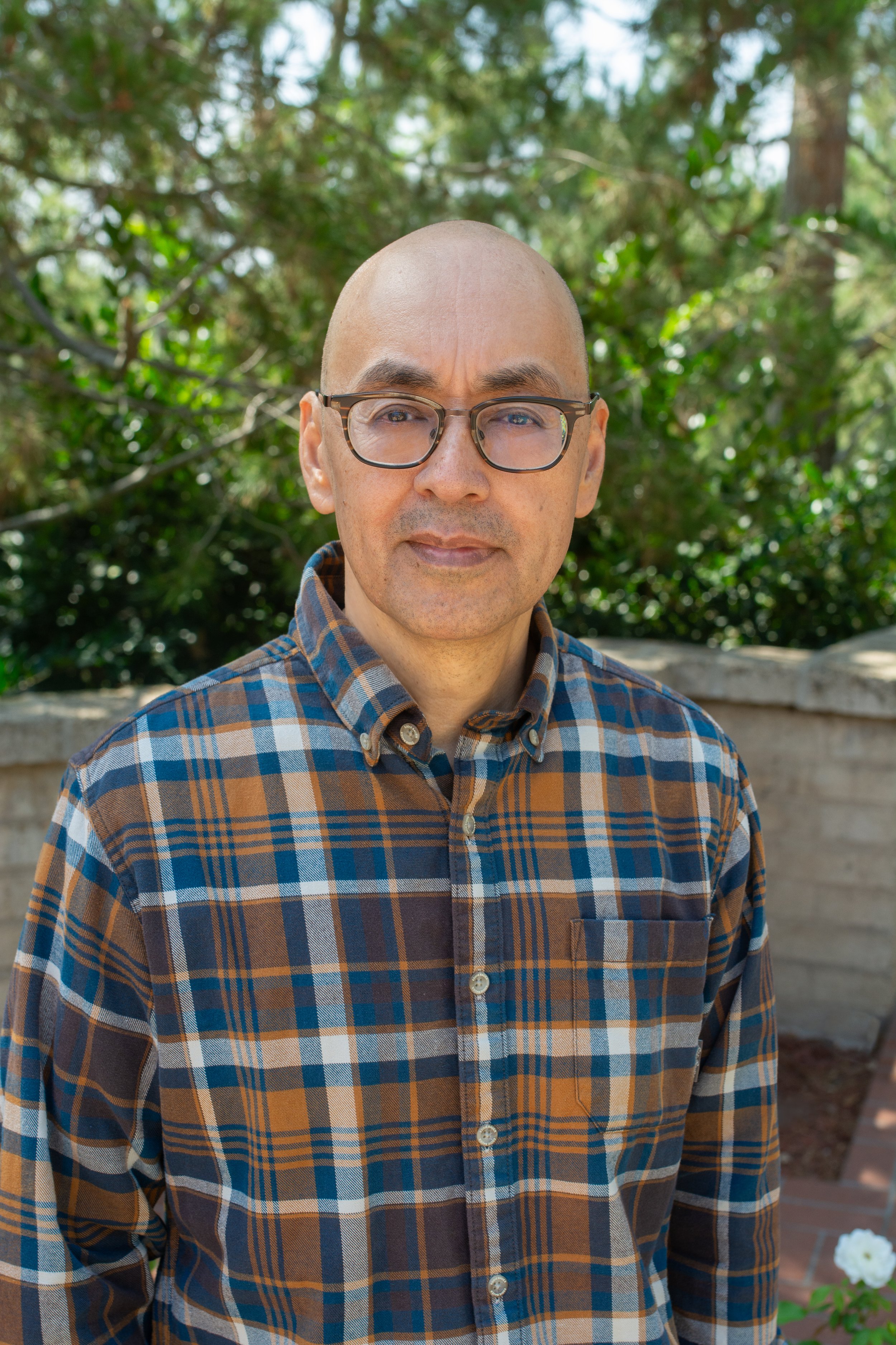 AAndres author photo - Augusto Andres (1).jpg