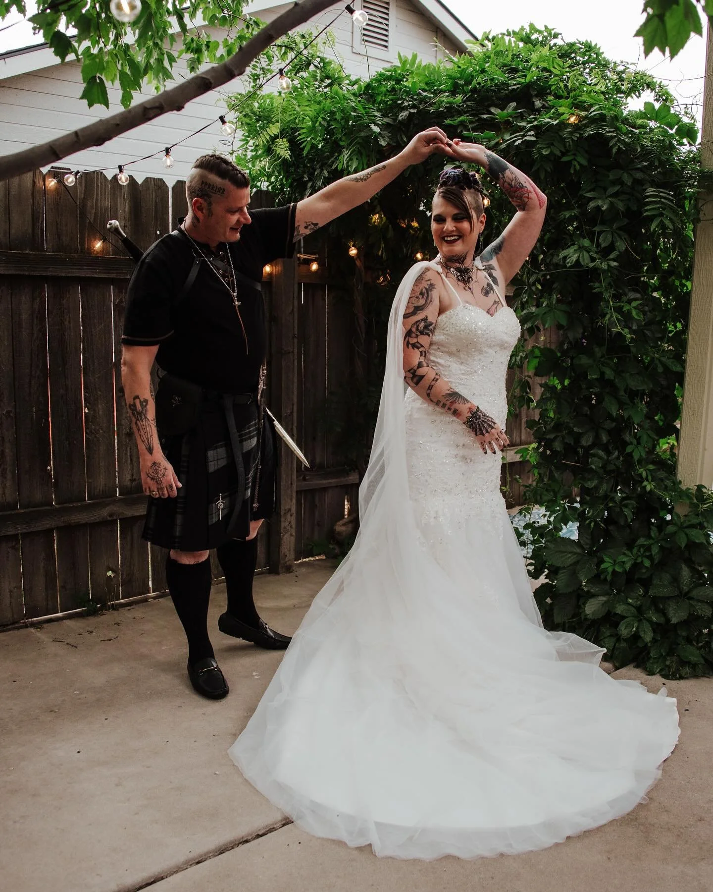 If all first looks could be this sweet moving forward, it would be appreciated. 
#idahoweddingphotographer #boiseweddingphotographer #meridianweddingphotographer #kunaweddingphotographer #idahophotographer #boisephotographer #kunaphotographer