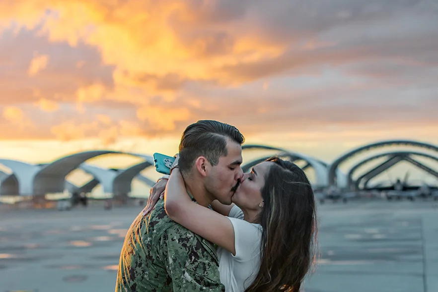 Navy homecoming for VFA-97 photographed by Lillian Short at NAS Lemoore.