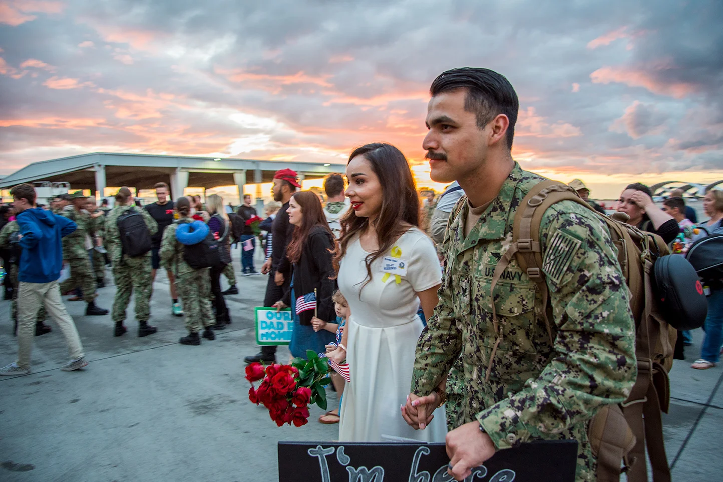 Navy homecoming for VFA-97 photographed by Lillian Short at NAS Lemoore.