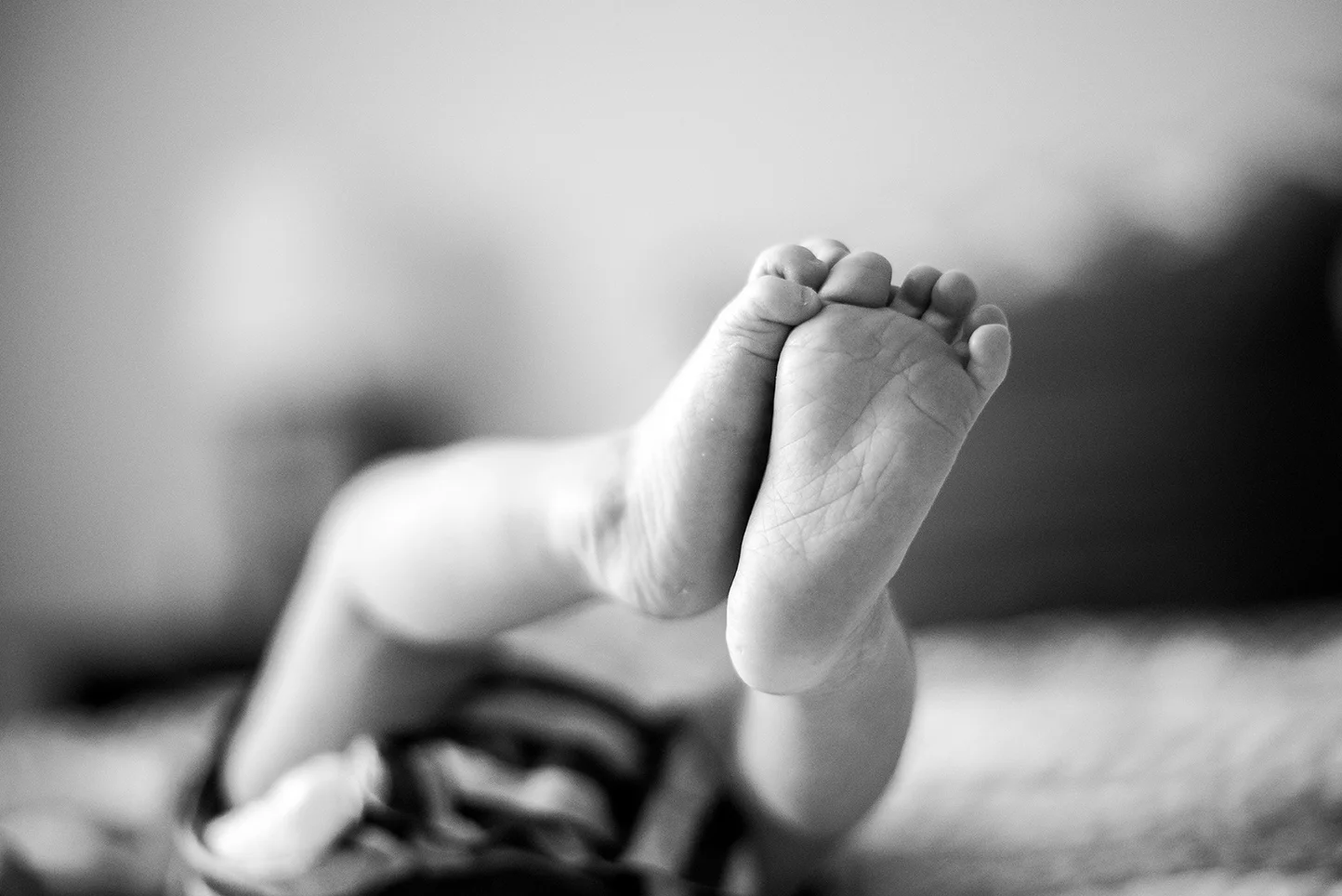 at home lifestyle session with baby vancouver washington
