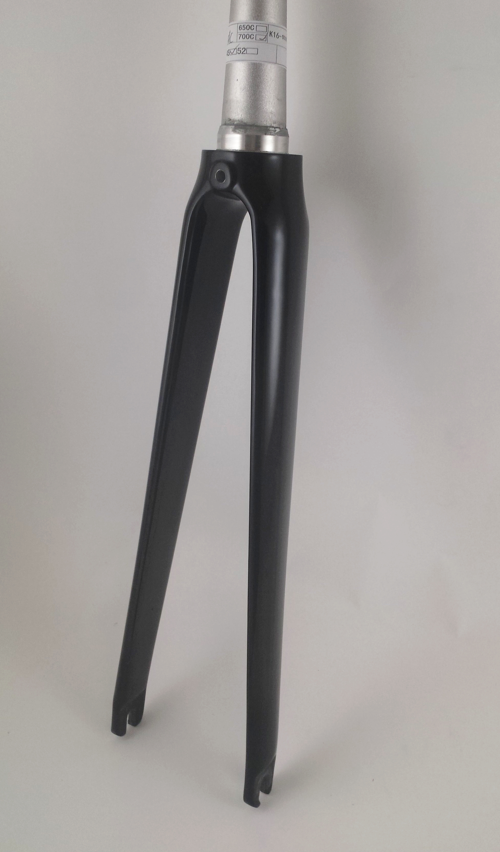 tapered carbon fork