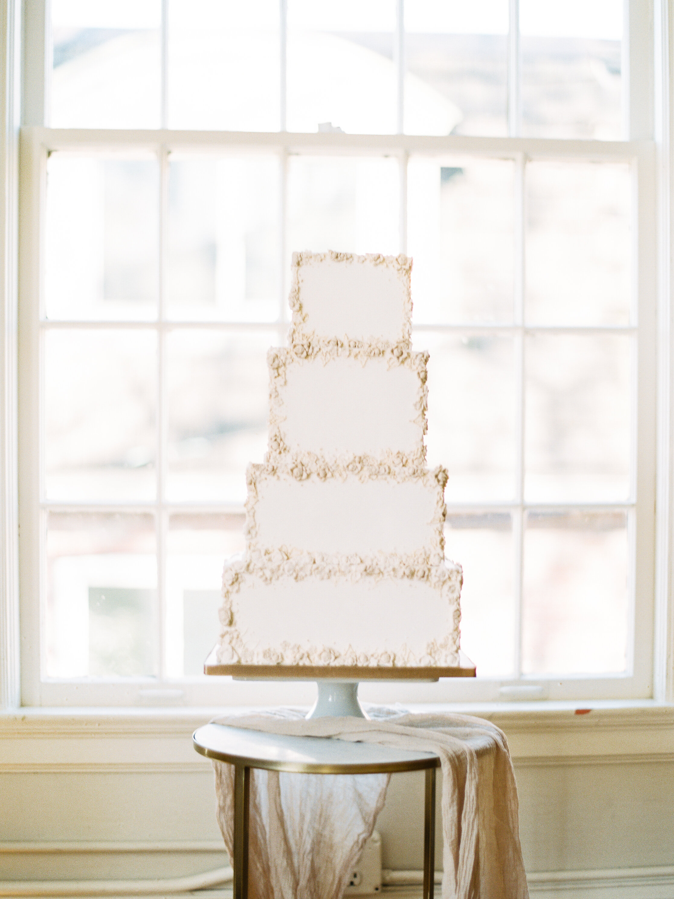 DAR Rainier Chapter House Wedding Cake The Sweet Side Seattle | Pacific Engagements | Square Wedding Cakes with Sugar Flowers