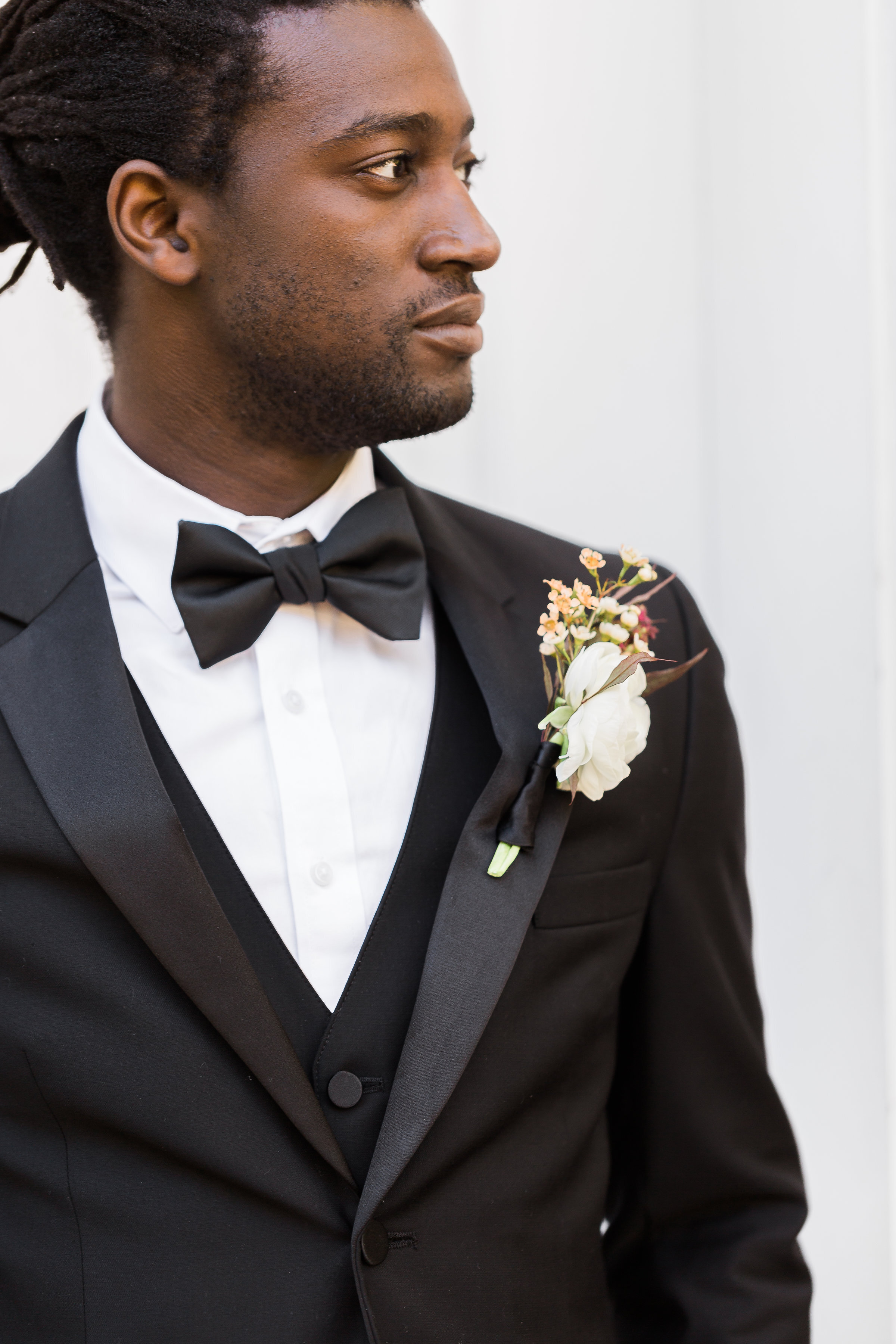 pacific-engagements-dumbarton-house-wedding-groom-getting-ready-photos-groom-with-man-bun