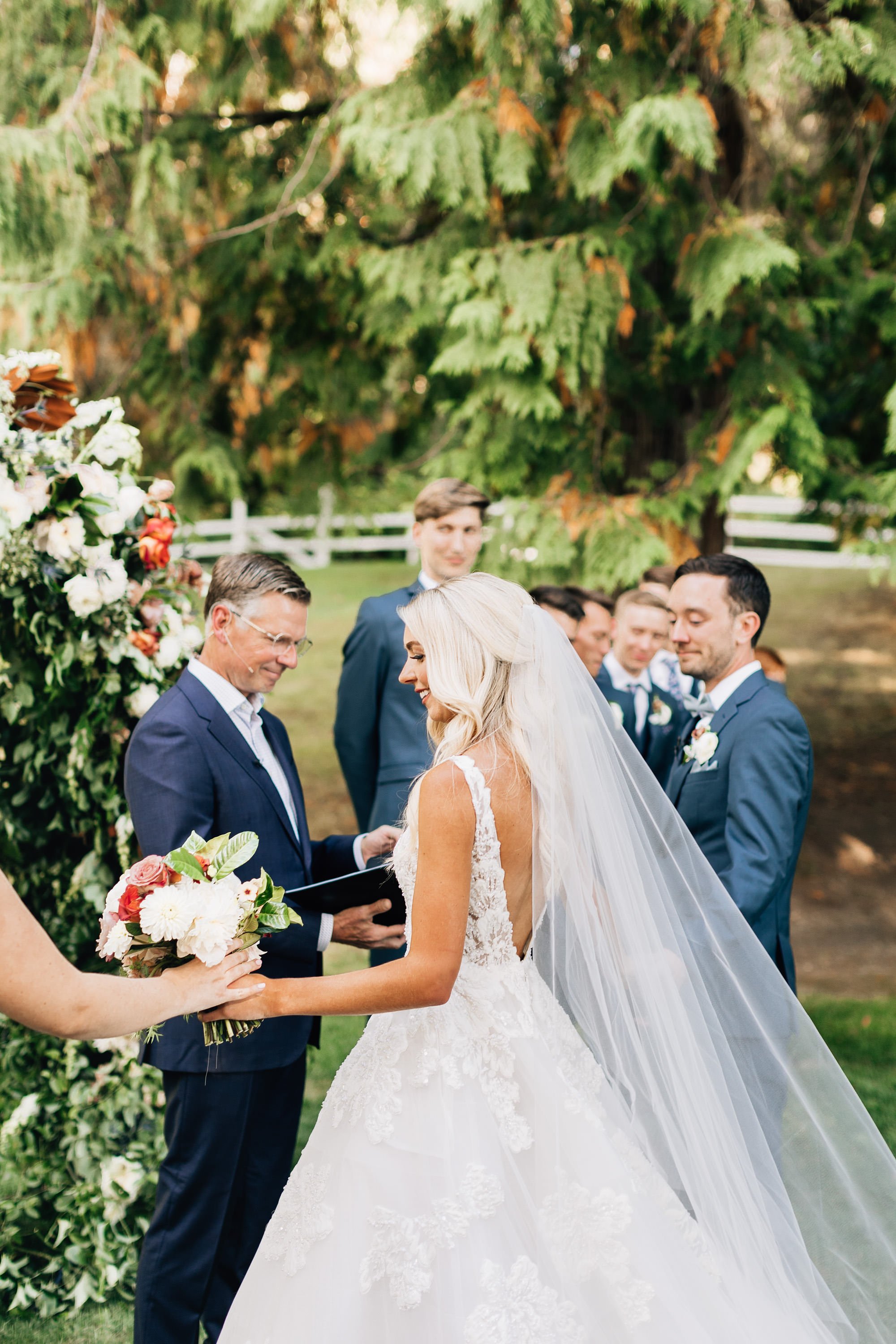 pacific-engagements-wedding-ceremony-chateau-lill-wedding-venue-woodinville