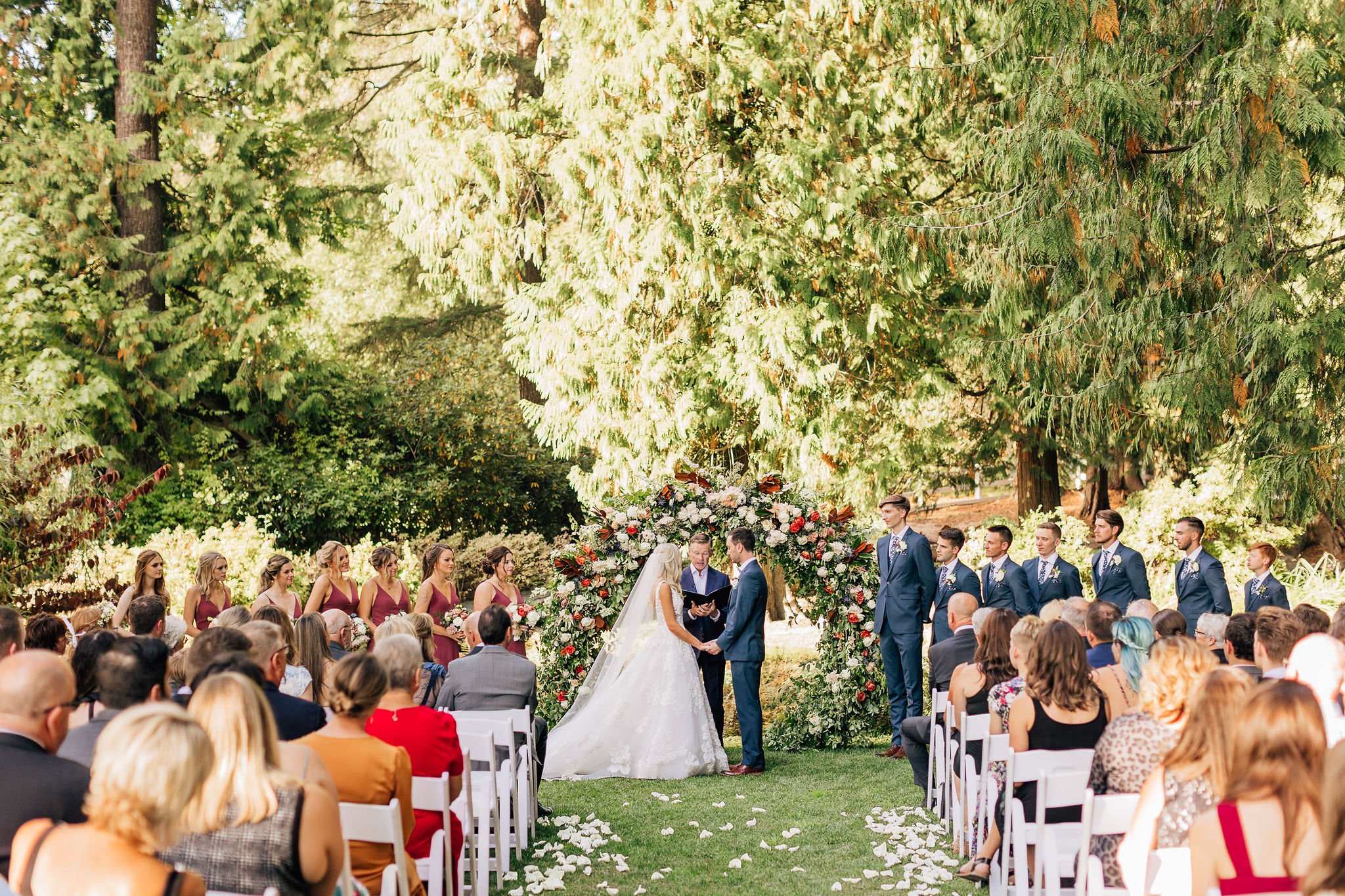 Woodinville-winery-wedding-chateau-lill-wedding-ceremony-outdoors