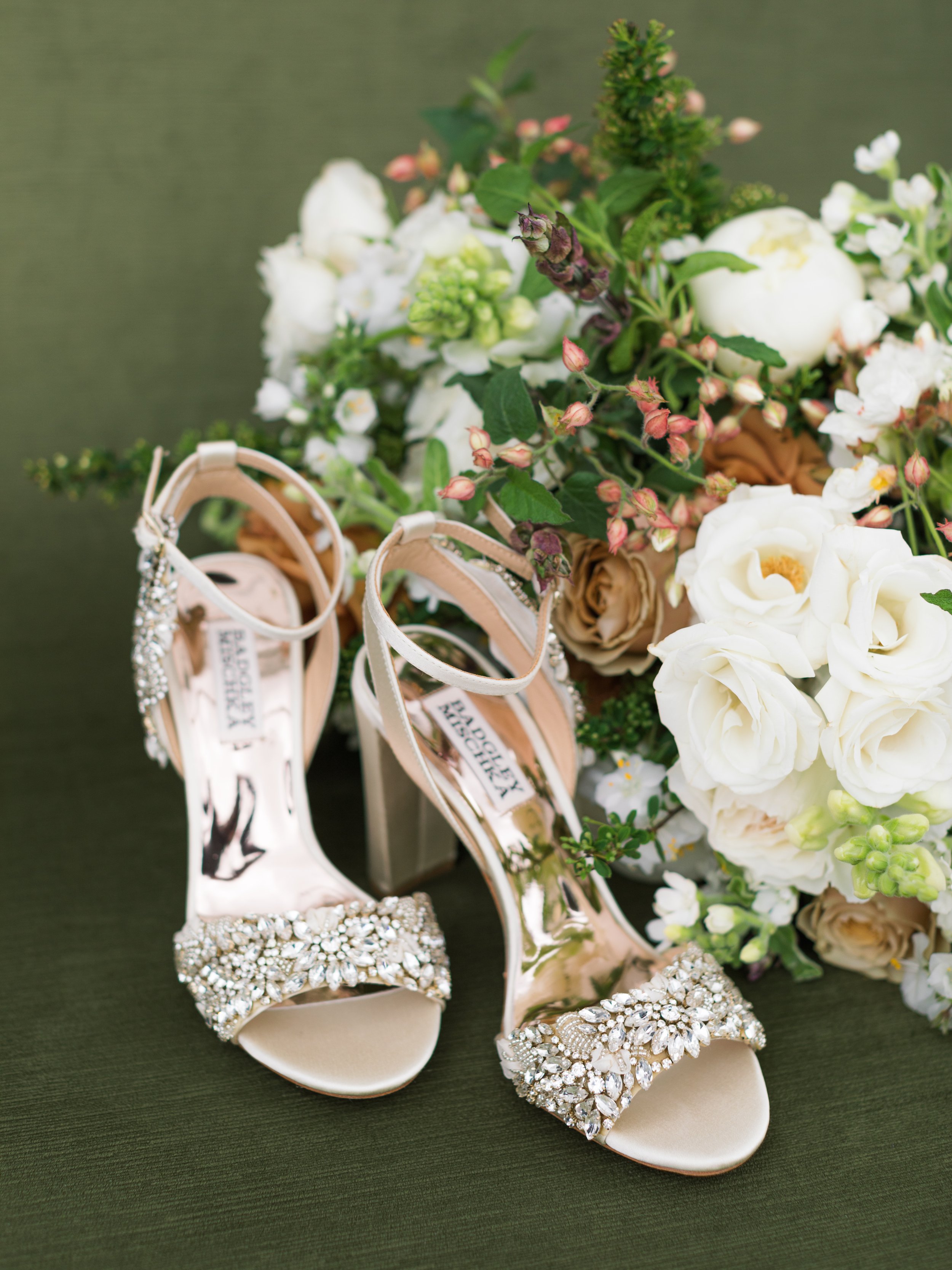 pacific-engagements-tetiana-photography-badgley-mischka-sparkly-heels-for-bride