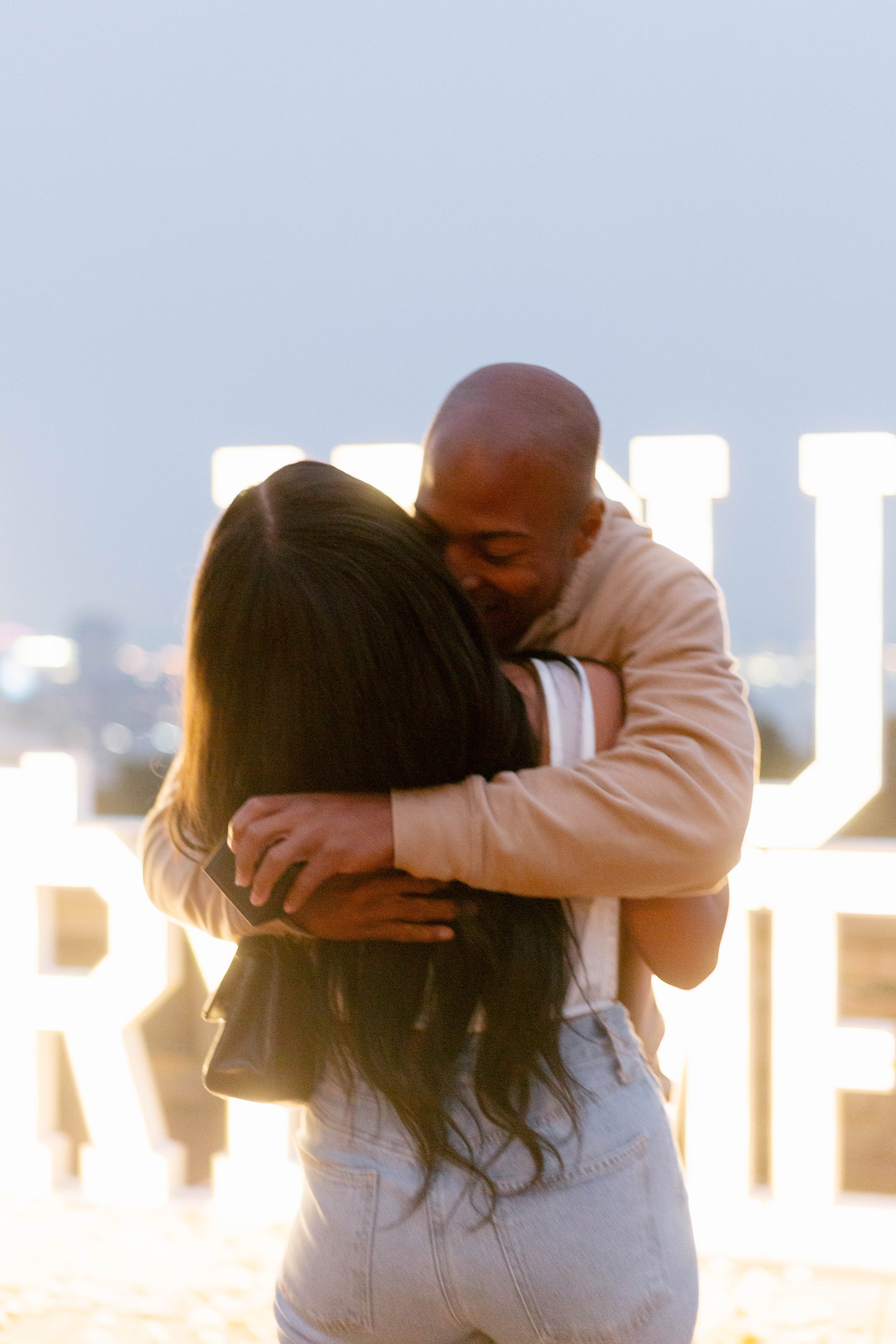 pacific-engagements-wedding-planning-and-design-seattle-seahawks-wide-receiver-tyler-lockett-engaged-to-lauren-jackson-kerry-jeanne-photography-kerry-park-seattle