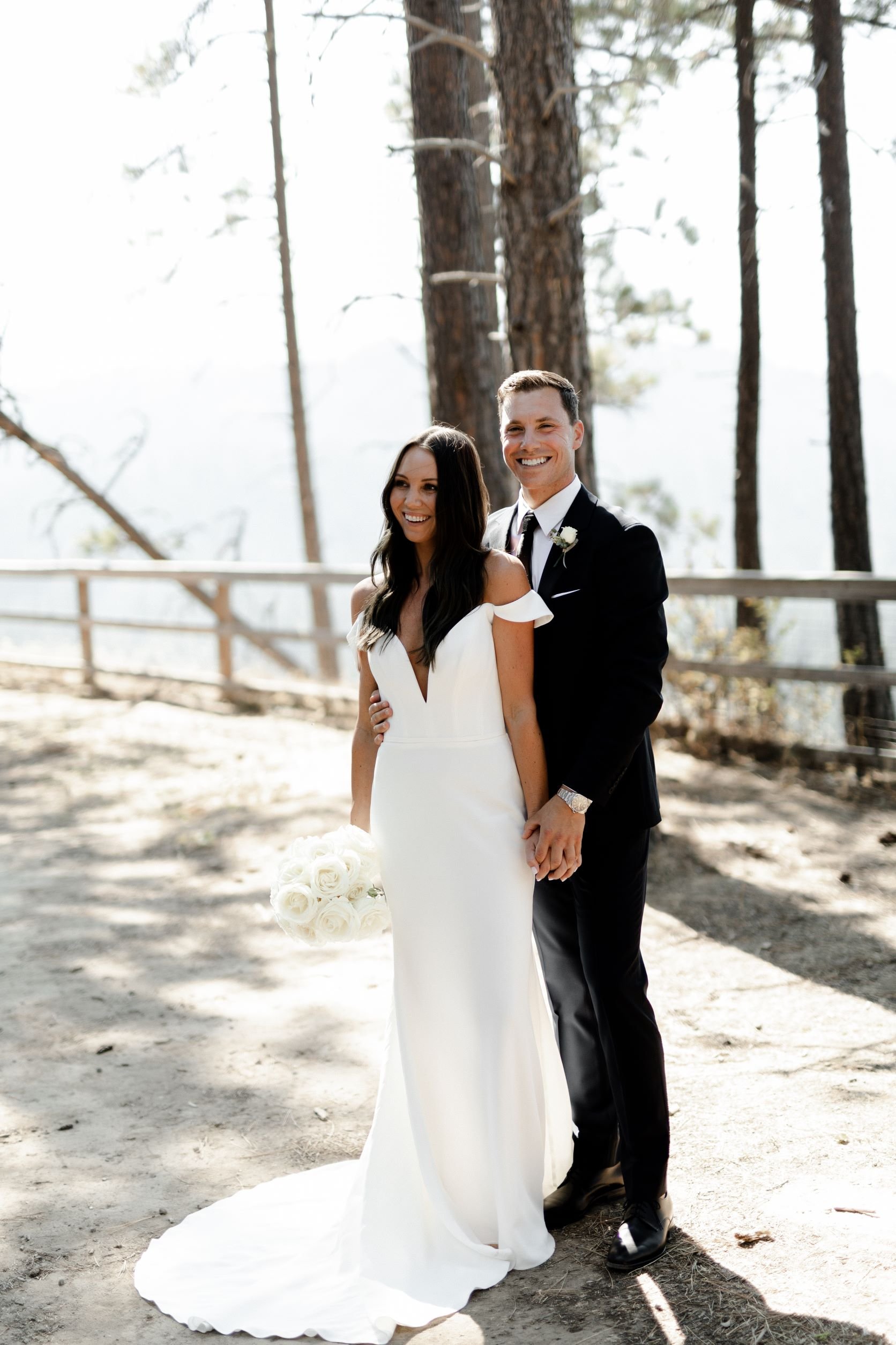 pacific-engagements-bride-and-groom-portraits-suncadia-resort