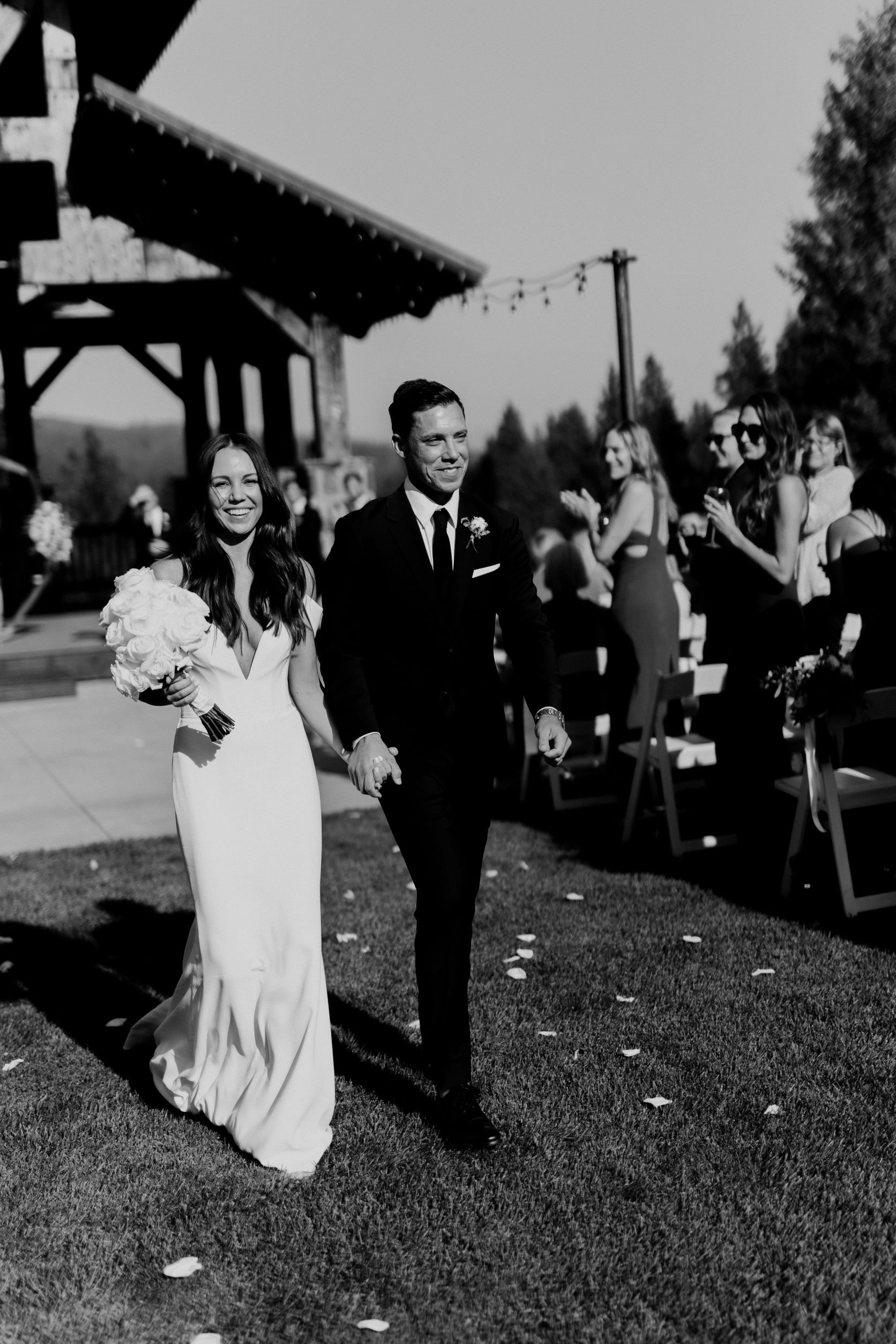 Swiftwater-cellars-wedding-ceremony-outdoors-bride-and-groom