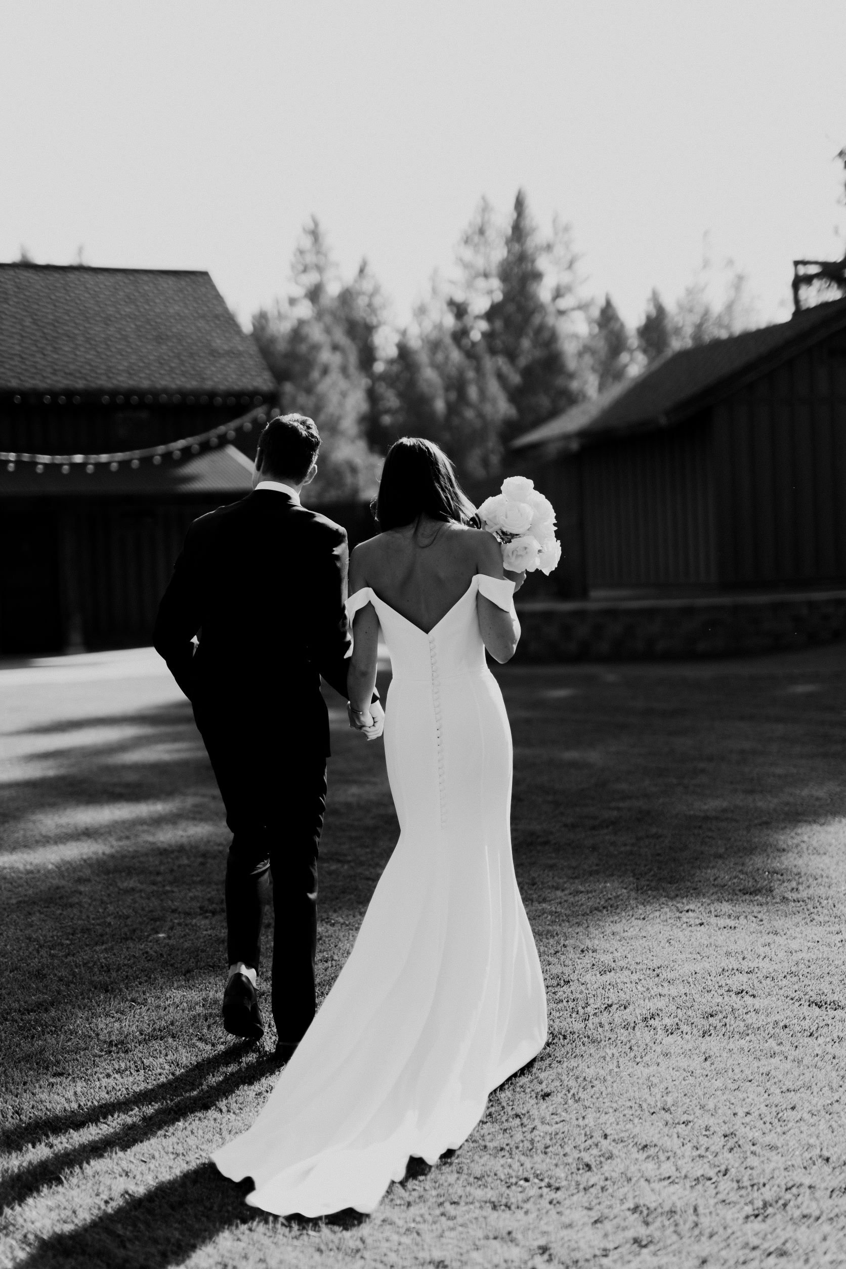 Swiftwater-cellars-wedding-ceremony-pacific-engagements-wedding-planning-and-design-seattle