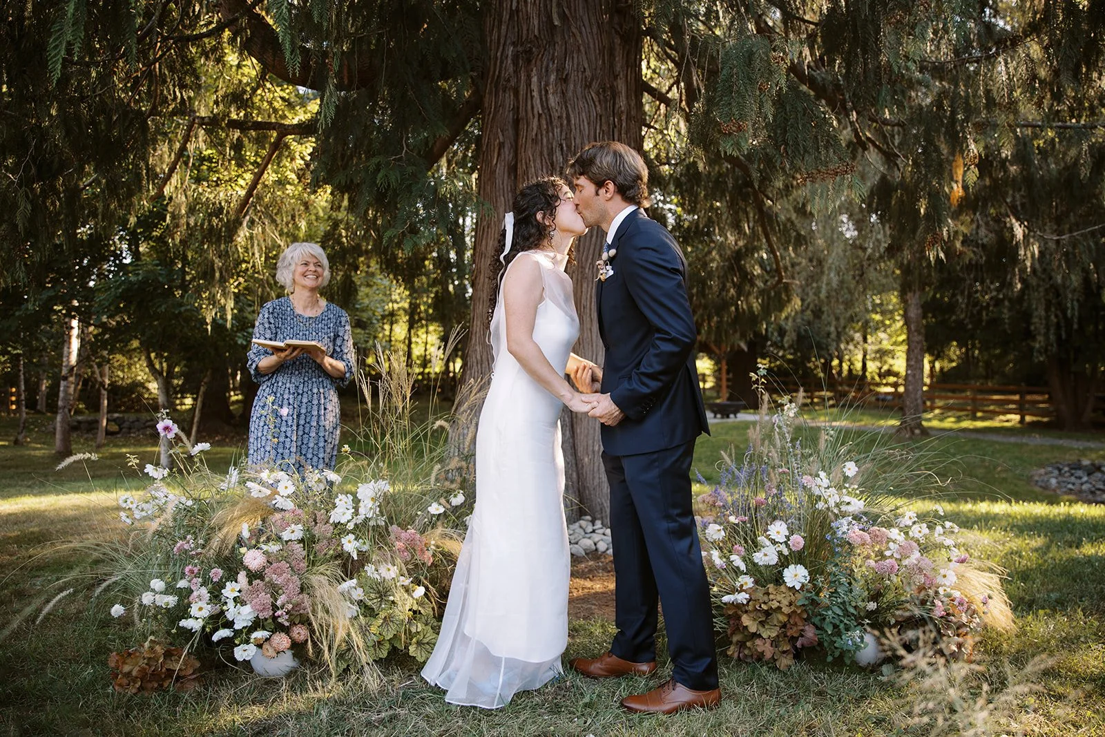 Mary Kalhor_Washington Backyard Wedding_EC_11.jpg