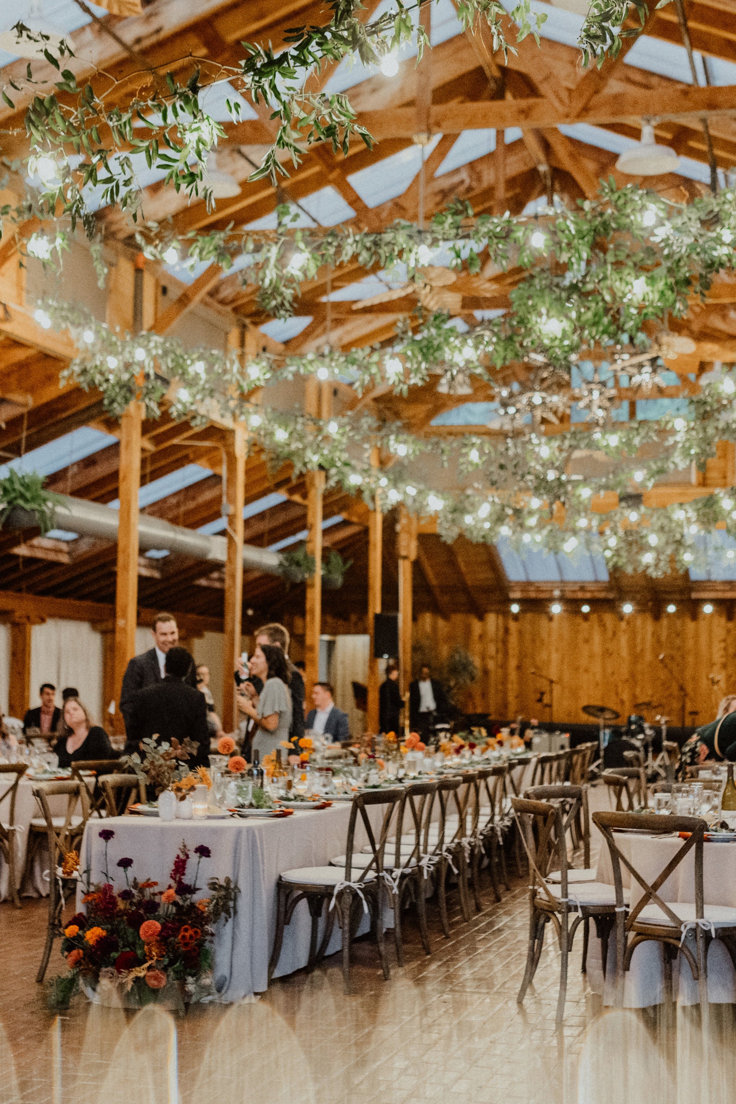 chic hanging greenery wedding decoration ideas - Oh Best Day Ever