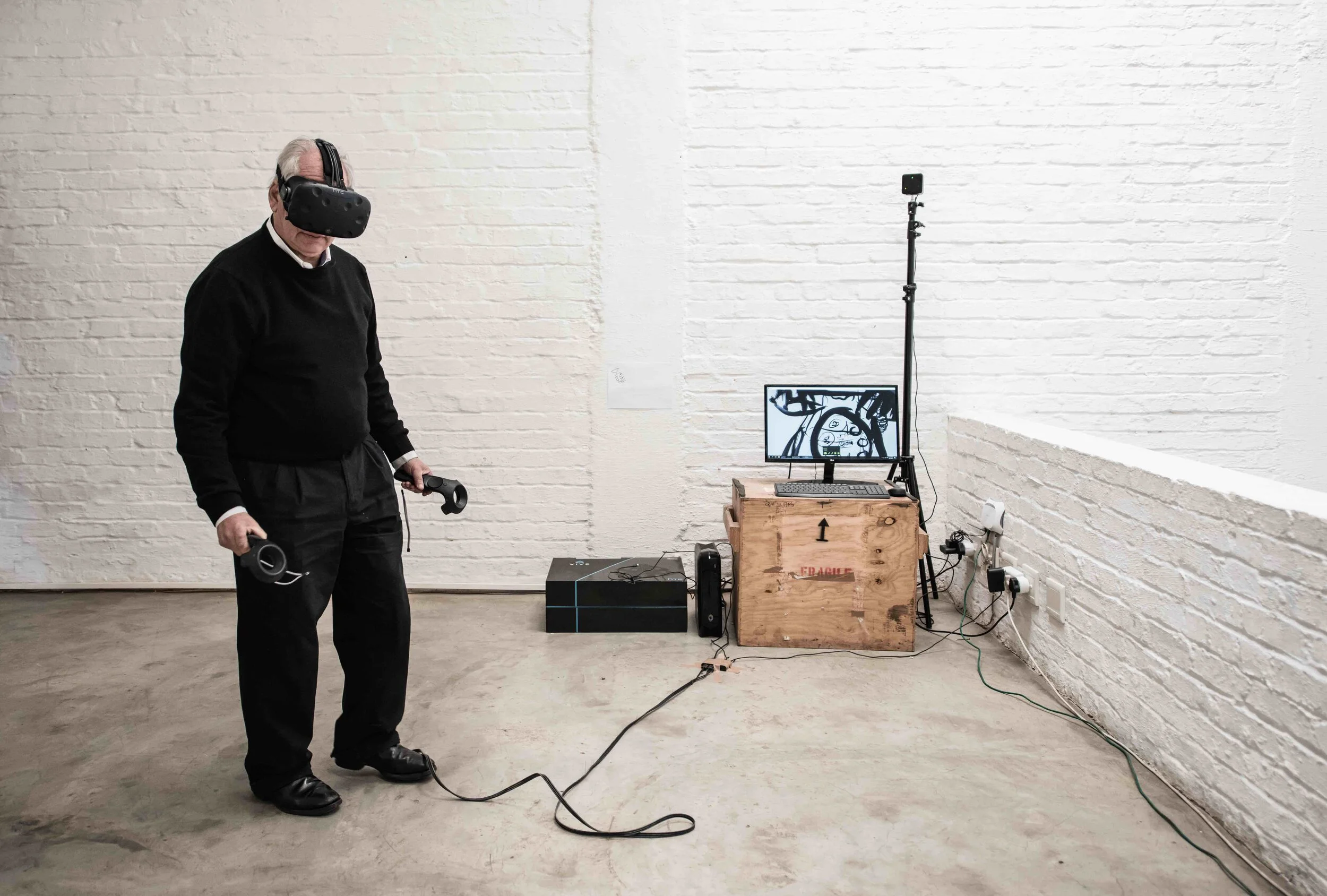 SEASON 2_INVISIBLE EXHIBITION.jpg