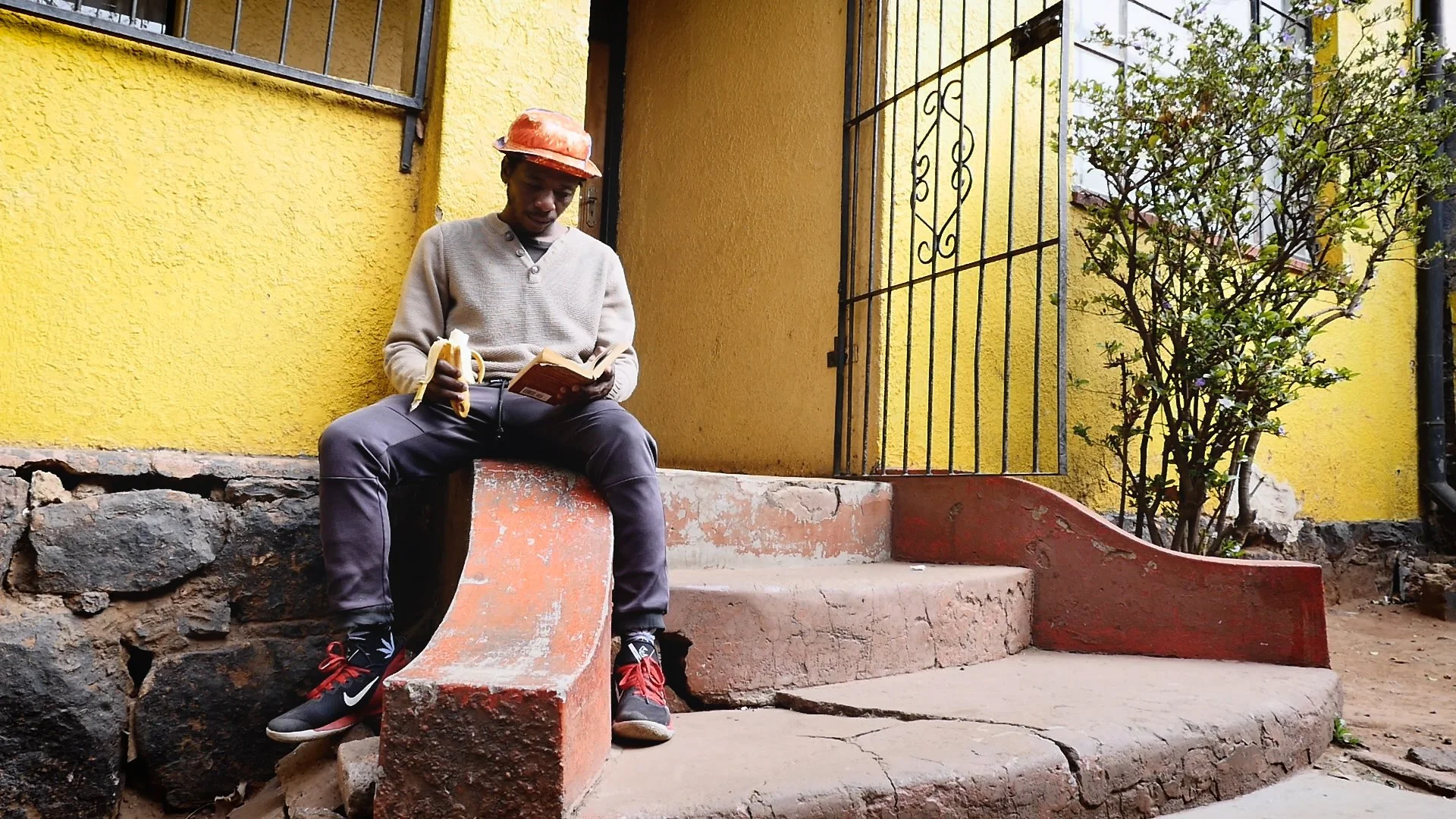 A CONSIDERED 3 MINUTES | SONNET 25