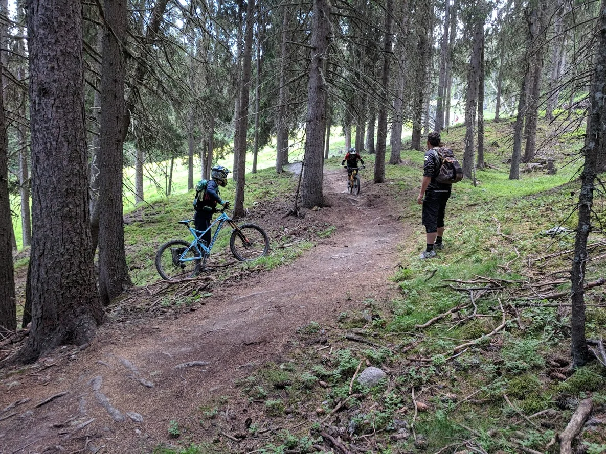 group riding.jpg