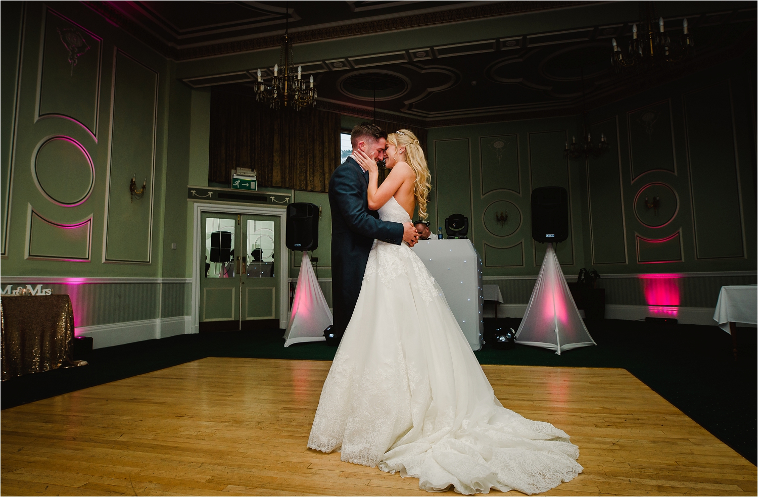chateau_impney_wedding_ally_heidi_0122.jpg