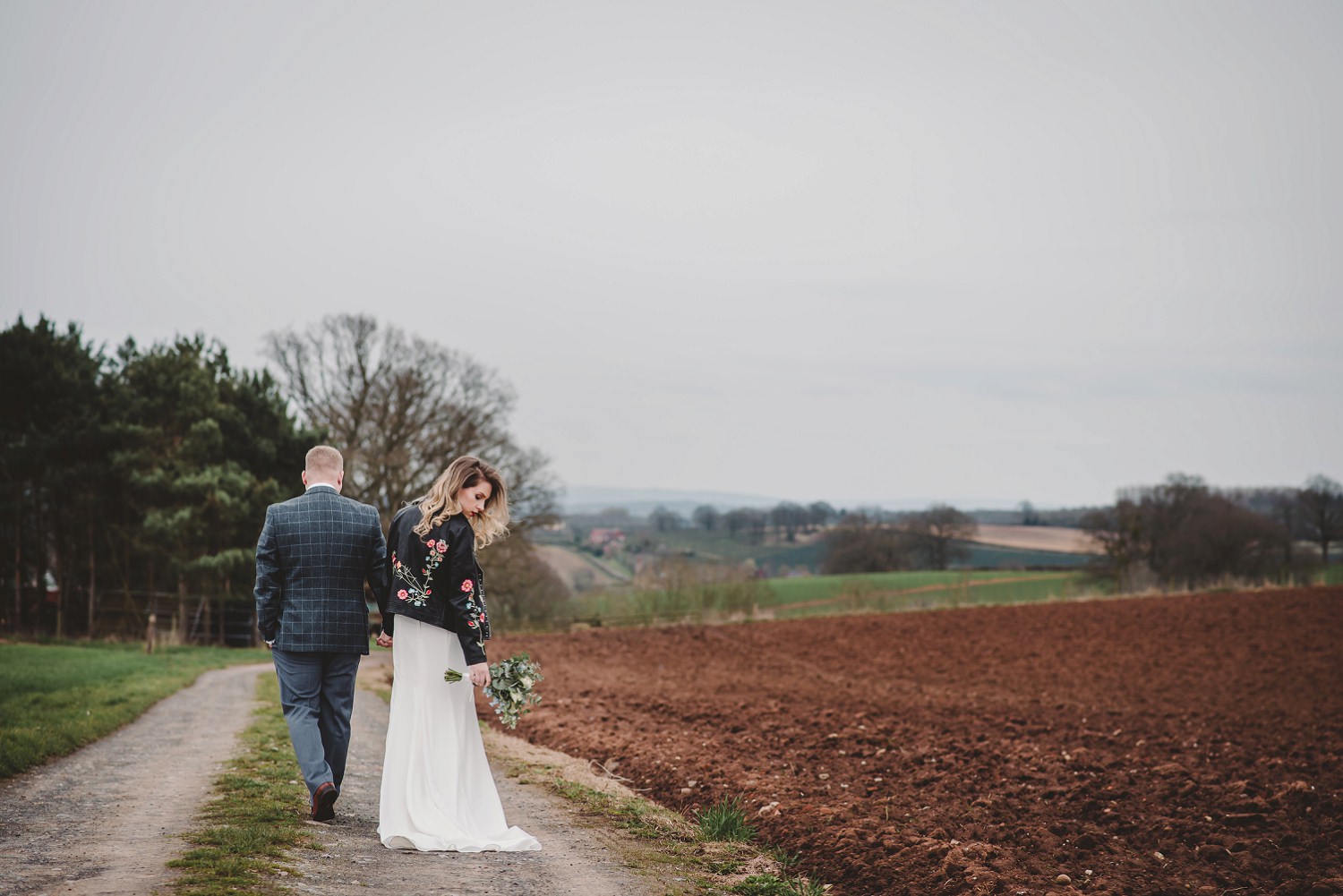 tom_megan_curradine_barns_wedding_0083.jpg